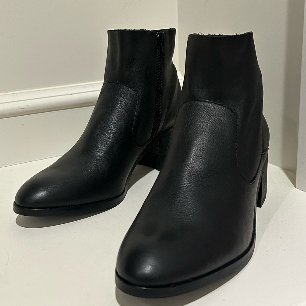 Gianni Bini Womens Ankle Boots Booties Black Block Heel Almond Toe Side Zip 8